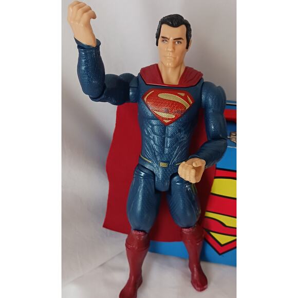 Superman Action Doll and Vintage Superman Logo Tin Lunch Box - Picture 3 of 16